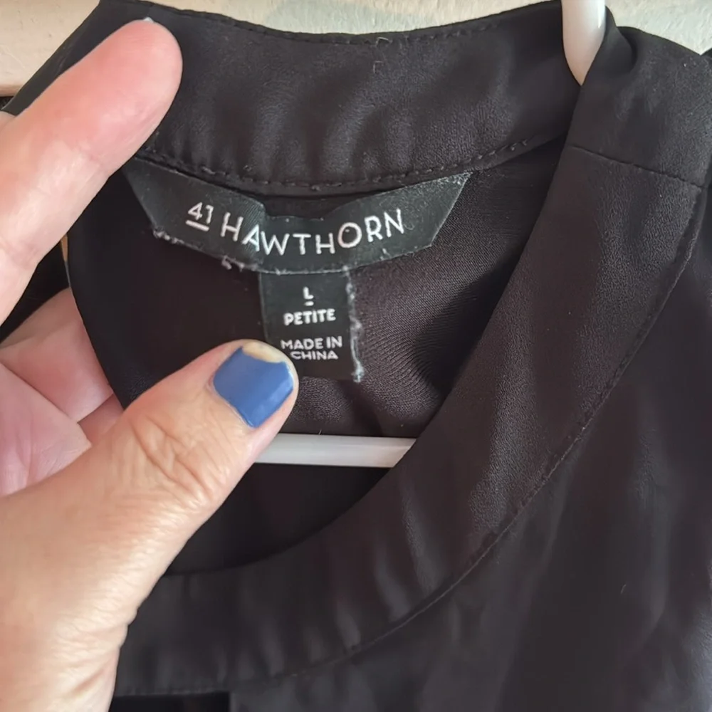 Elegant Black Drapey Blouse Keyhole cutout in front and in back with ribbon tie. - Picture 5 of 5